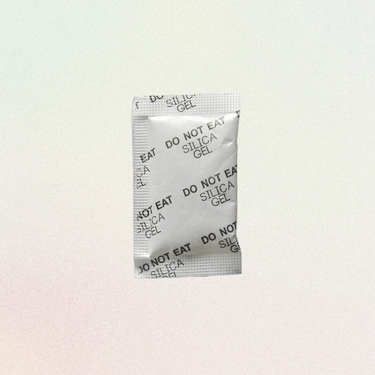 silica gel packets with edible candy inside